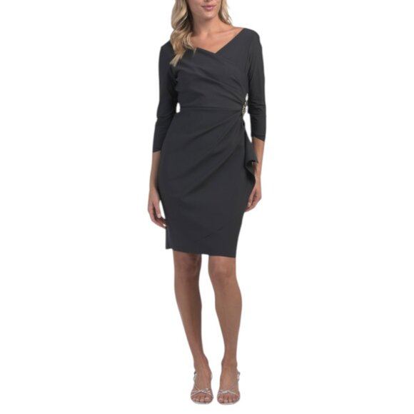 Alex Evenings Dresses & Skirts - ALEX EVENINGS V-neck Sheath Dress
